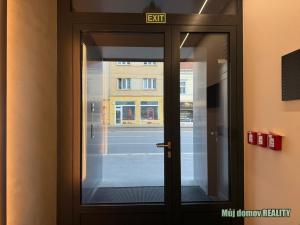 Pronájem bytu 2+kk, Praha - Smíchov, Plzeňská, 54 m2