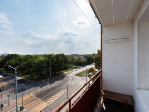 Pronájem bytu 3+1, Praha - Strašnice, Černokostelecká, 75 m2