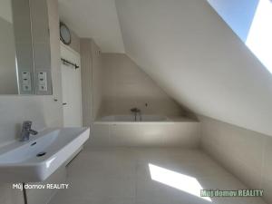 Prodej bytu 2+kk, Praha - Vinohrady, Boleslavská, 72 m2