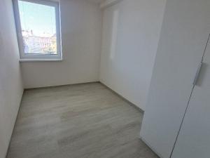 Pronájem bytu 2+kk, Olomouc, Litovelská, 41 m2