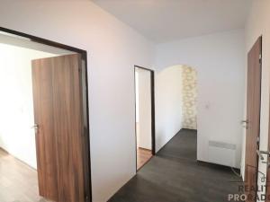 Pronájem bytu 2+1, Moravský Krumlov, Dělnická, 55 m2