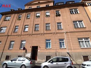 Prodej bytu 2+1, České Budějovice - České Budějovice 7, Komenského, 69 m2