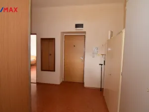 Prodej bytu 2+1, České Budějovice - České Budějovice 7, Komenského, 69 m2