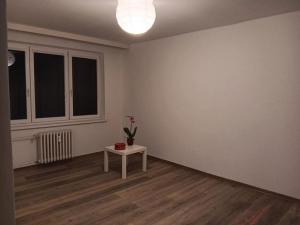 Pronájem bytu 2+kk, Ostrava - Poruba, Jana Ziky, 40 m2