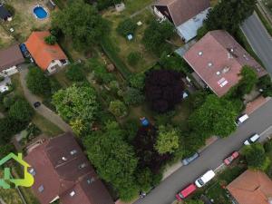 Dražba pozemku pro bydlení, Jinočany, 1029 m2