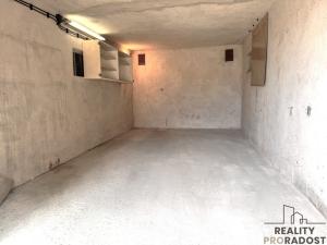 Prodej garáže, Hodonín, 19 m2
