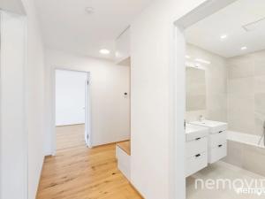 Pronájem bytu 3+kk, Praha - Nusle, Muzikova, 79 m2