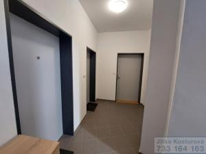Pronájem bytu 1+kk, Opava - Předměstí, Nákladní, 32 m2