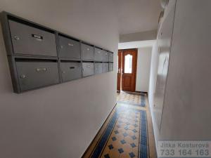 Pronájem bytu 1+kk, Opava - Předměstí, Nákladní, 32 m2