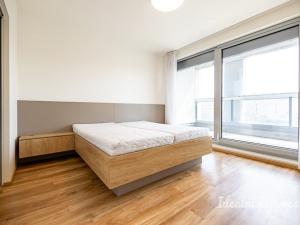 Pronájem bytu 2+kk, Praha - Libeň, Kurta Konráda, 55 m2