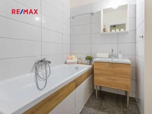Pronájem bytu 2+kk, Kladno, Čs. armády, 54 m2
