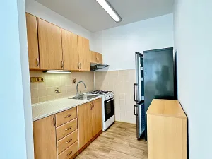 Pronájem bytu 2+kk, Kladno, Vodárenská, 40 m2