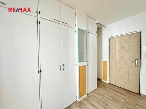 Pronájem bytu 2+kk, Kladno, Vodárenská, 40 m2
