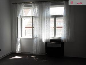 Pronájem bytu 2+kk, Praha - Vinohrady, Korunní, 62 m2