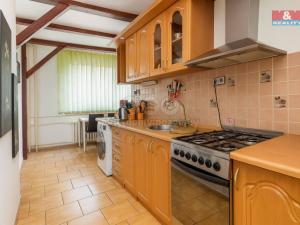 Prodej bytu 2+1, Chomutov, Březenecká, 58 m2