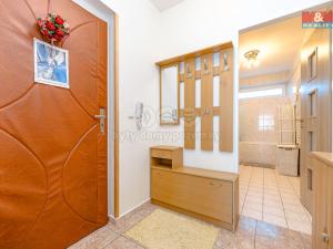Prodej bytu 2+kk, Police nad Metují - Velká Ledhuje, Fučíkova, 60 m2