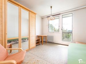 Prodej bytu 4+1, Seč, Sídl. 9. května, 90 m2