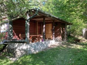 Prodej chaty, Mníšek pod Brdy, Severní, 25 m2