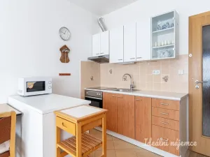 Pronájem bytu 1+kk, Praha - Zličín, Míšovická, 34 m2