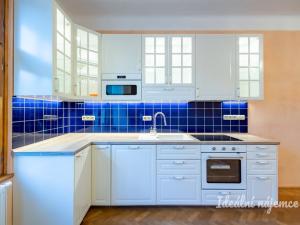 Pronájem bytu 2+kk, Praha - Holešovice, Pplk. Sochora, 60 m2