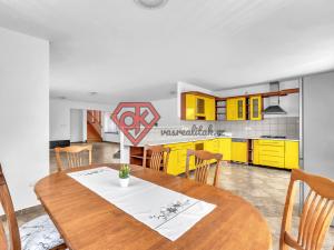 Prodej rodinného domu, Mikulovice, Dlouhá, 349 m2