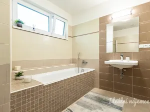 Pronájem bytu 3+kk, Hovorčovice, Střední, 76 m2