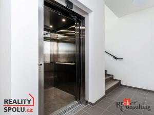 Prodej bytu 1+kk, Pardubice - Zelené Předměstí, Na Spravedlnosti, 29 m2