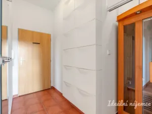 Pronájem bytu 2+kk, Praha - Holešovice, Jateční, 49 m2