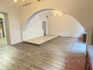 Pronájem obchodního prostoru, Praha - Vinohrady, Italská, 78 m2