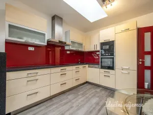 Pronájem bytu 3+kk, Praha - Holešovice, Ortenovo náměstí, 78 m2