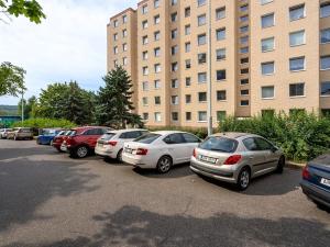 Pronájem bytu 1+kk, Praha - Modřany, Semická, 29 m2