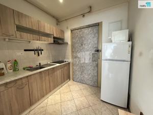 Pronájem bytu 1+kk, Praha - Michle, Adamovská, 45 m2