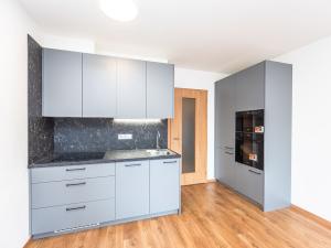 Pronájem bytu 1+kk, Praha - Háje, Výstavní, 34 m2