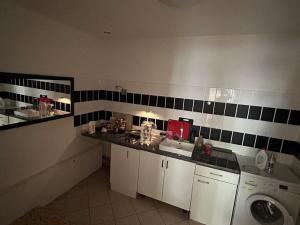 Pronájem bytu 2+kk, Karlovy Vary, Lázeňská, 62 m2