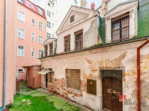 Prodej komerční nemovitosti, Karlovy Vary, Varšavská, 145 m2