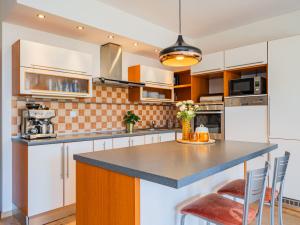 Prodej bytu 4+kk, Praha - Libeň, Nad Okrouhlíkem, 113 m2