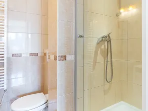 Pronájem bytu 2+kk, Praha - Nusle, Maroldova, 42 m2