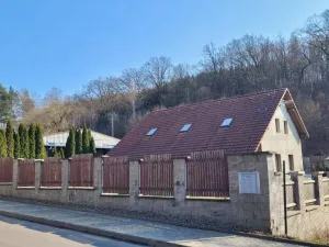 Prodej rodinného domu, Týnec nad Sázavou - Brodce, 187 m2