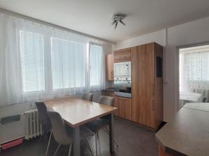 Pronájem bytu 3+1, Praha - Braník, Nad lesním divadlem, 73 m2