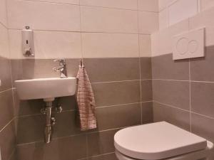 Pronájem bytu 3+1, Praha - Braník, Nad lesním divadlem, 73 m2