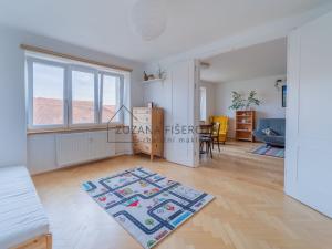 Pronájem bytu 3+1, Praha, Poděbradská, 116 m2
