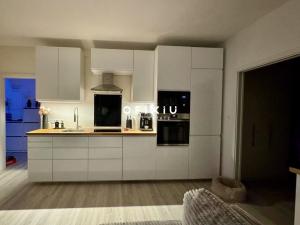 Pronájem bytu 2+kk, Praha - Hloubětín, Za černým mostem, 43 m2