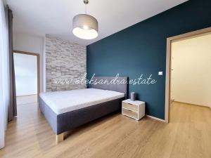 Pronájem bytu 2+kk, Praha - Čakovice, Tryskovická, 63 m2