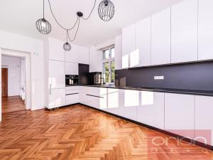 Pronájem bytu 3+1, Praha - Dejvice, Na viničních horách, 140 m2