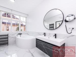 Pronájem bytu 3+1, Praha - Dejvice, Na viničních horách, 140 m2