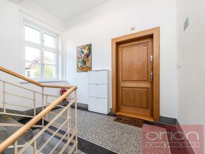 Pronájem bytu 3+1, Praha - Dejvice, Na viničních horách, 140 m2