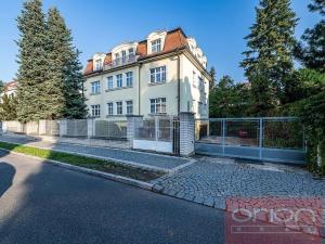 Pronájem bytu 3+1, Praha - Dejvice, Na viničních horách, 140 m2