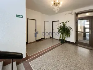 Pronájem kanceláře, Praha, Drahobejlova, 60 m2