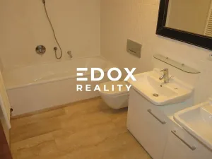 Pronájem bytu 2+kk, Praha - Vysočany, Podnádražní, 60 m2