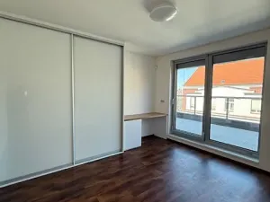 Pronájem bytu 2+kk, Praha - Libeň, Kurta Konráda, 72 m2